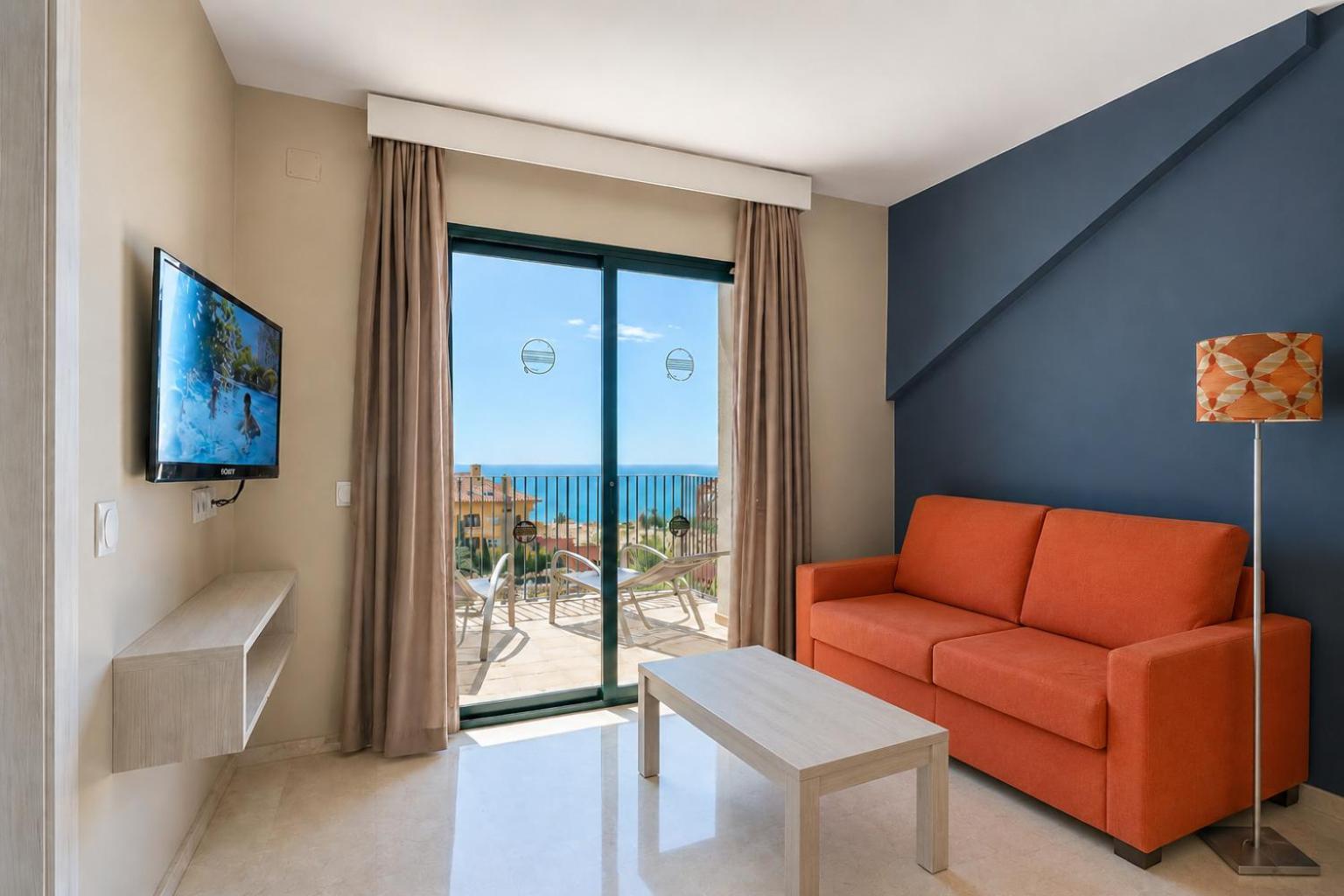One bedroom apartment Pool View